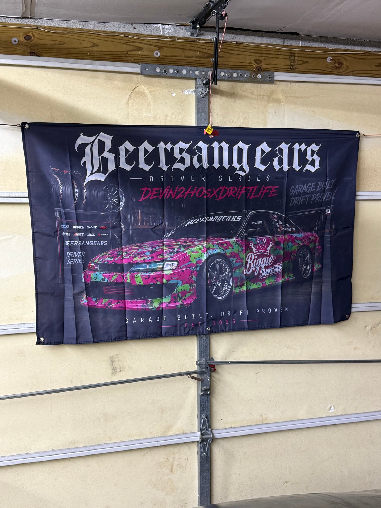 Beersangears Devin driver series garage flag
